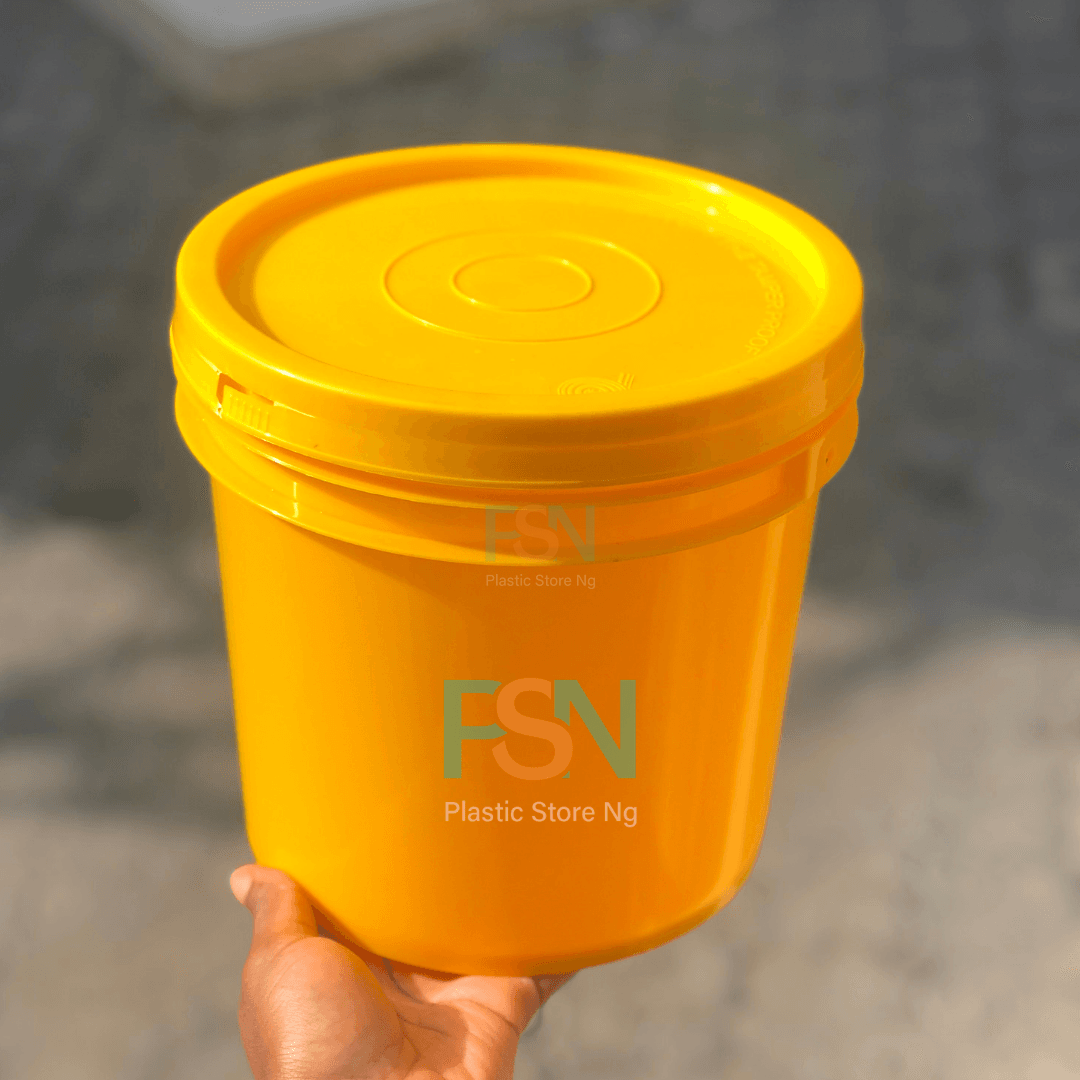 4 liters airtight container for kitchen or household use
